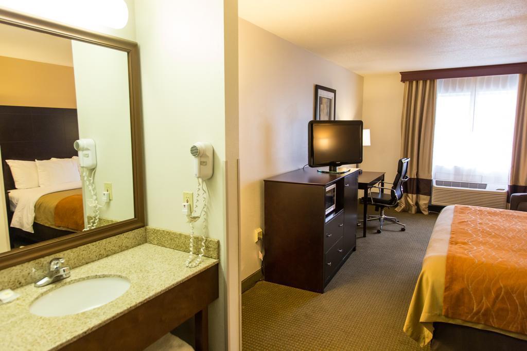Comfort Inn & Suites Paw Paw Exterior foto
